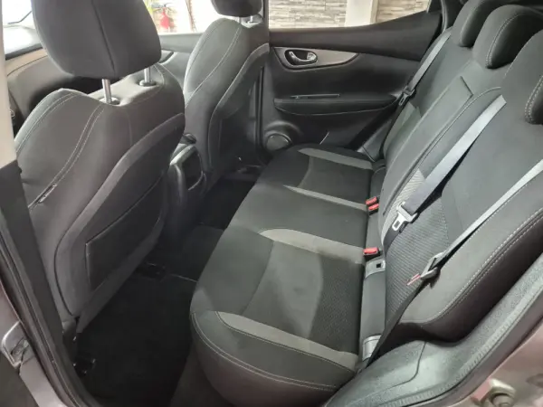 Nissan Qashqai 1.2 DIG-T Tekna Premium 10