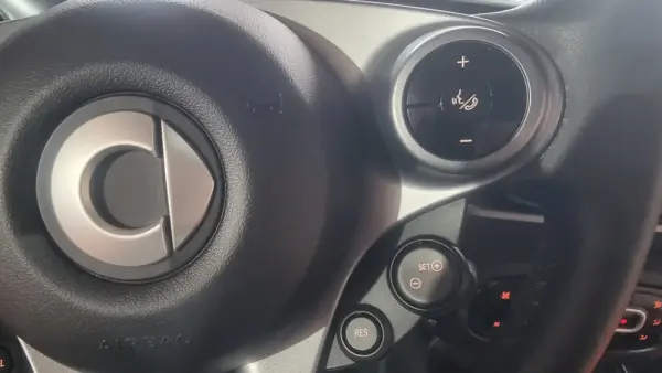 Smart ForTwo Coupé EQ Passion 18