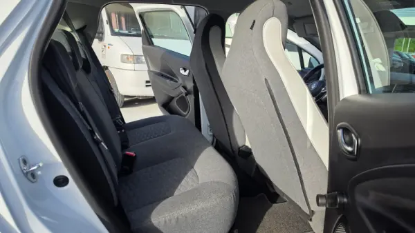 Renault Zoe (c/ Bateria) Intens 50 17