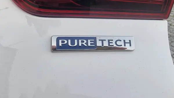 Peugeot 2008 1.2 PureTech Style 16