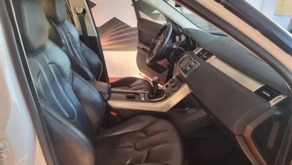 Land Rover Range Rover Evoque eD4 SE 9