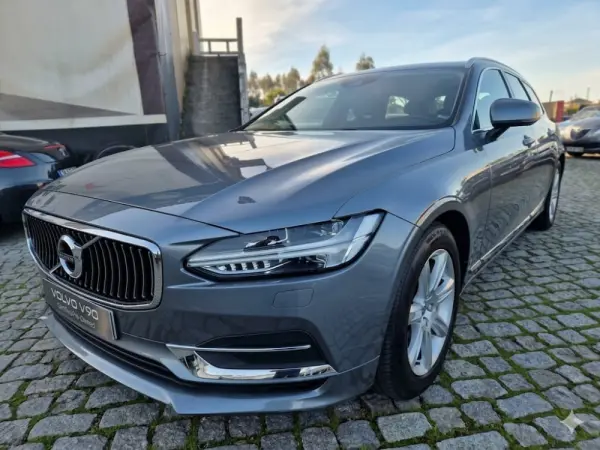 Volvo V90 2.0 D4 Momentum Plus Geartronic 2