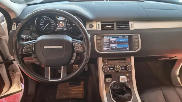 Land Rover Range Rover Evoque eD4 SE 6