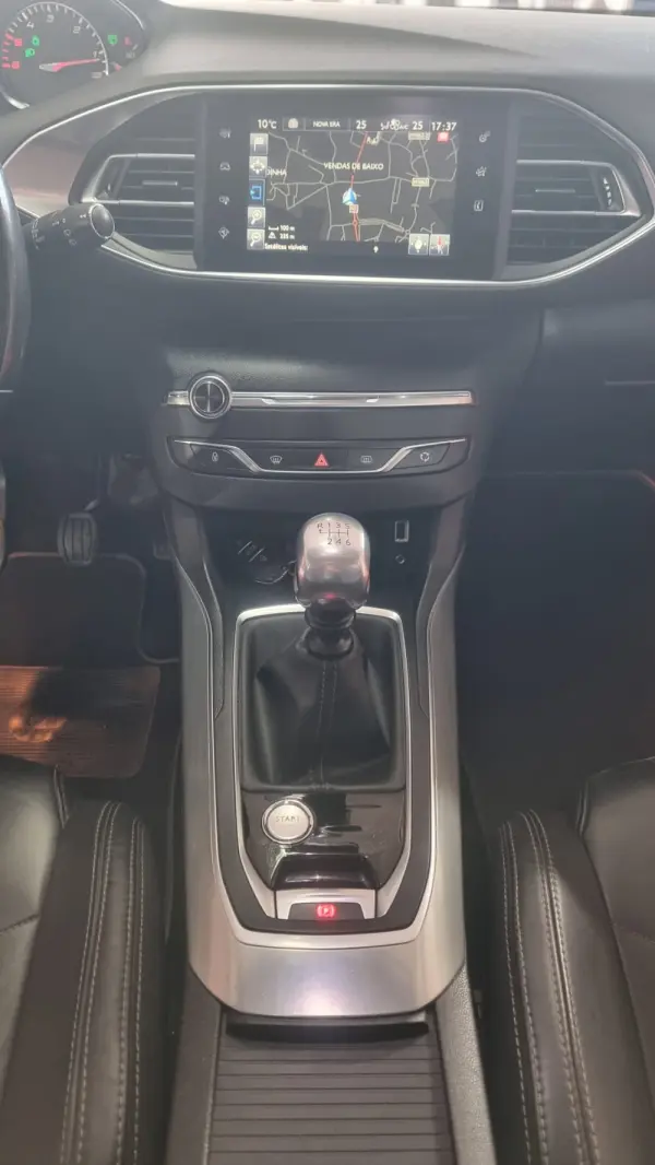 Peugeot 308 SW 1.6 BlueHDi Allure 10