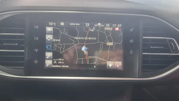 Peugeot 308 SW 1.6 BlueHDi Allure 11