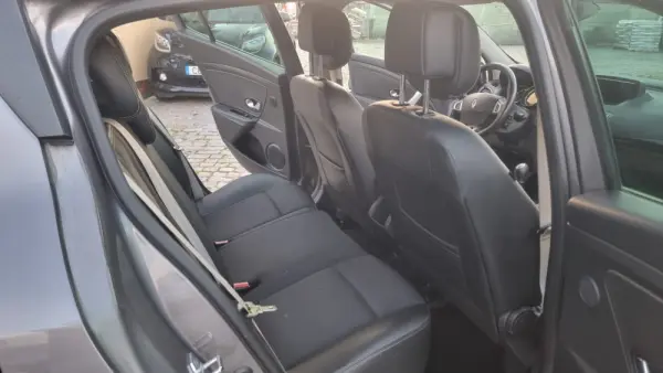 Renault Mégane ENERGY dCi 110 LIMITED 9