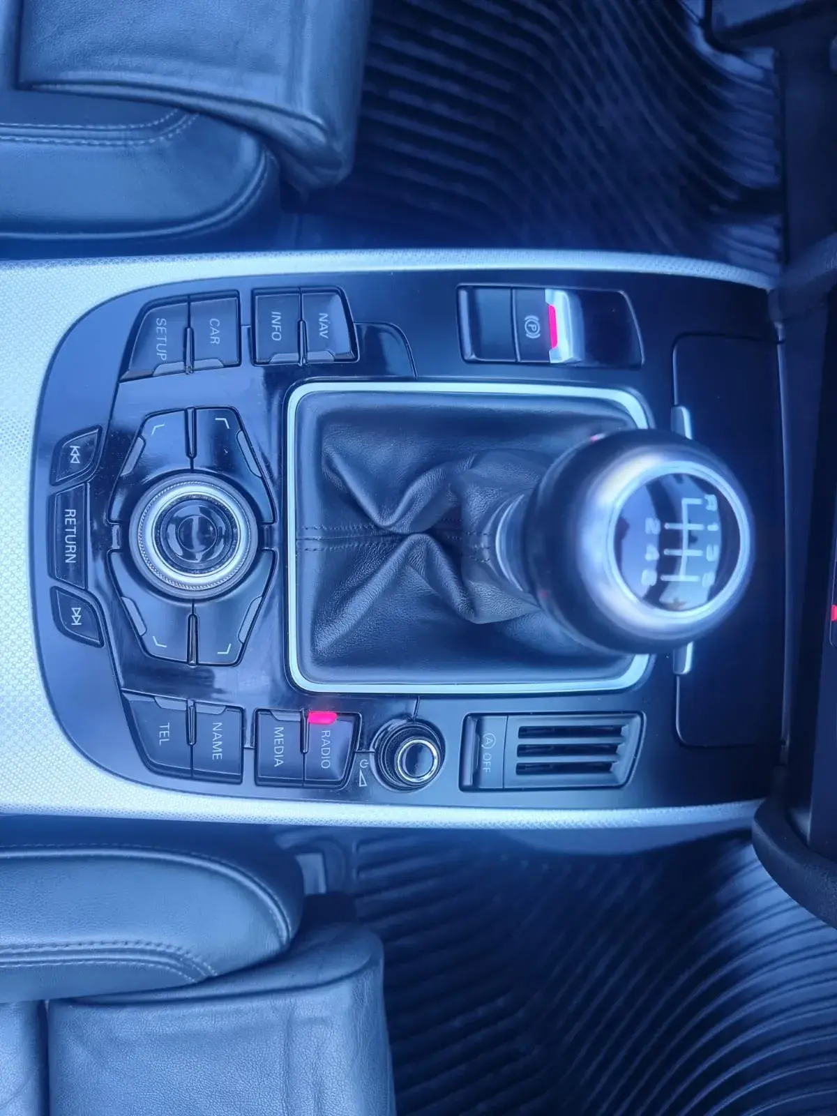 Audi A5 Cabrio 2.0 TDi S-line 18