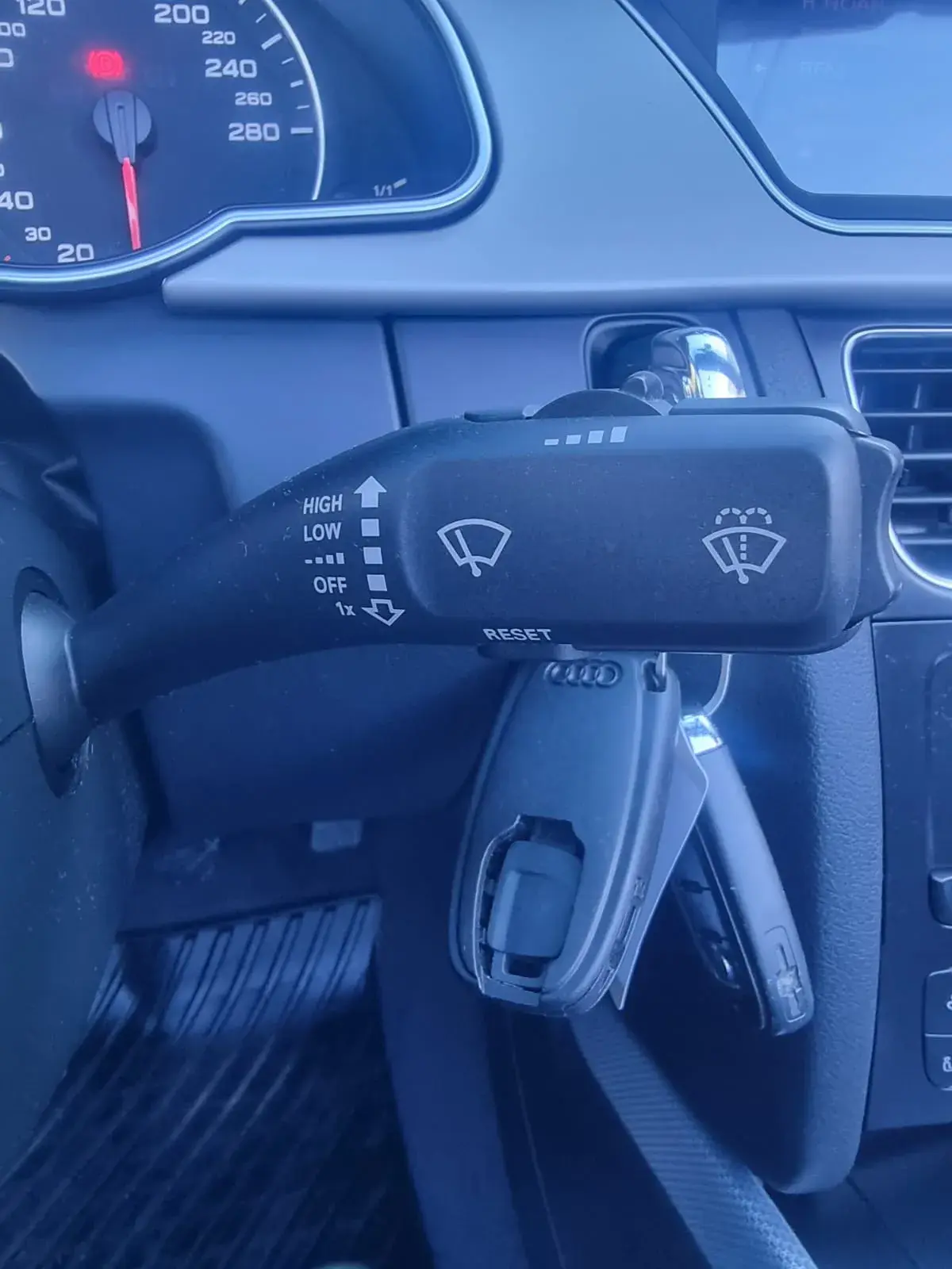 Audi A5 Cabrio 2.0 TDi S-line 30