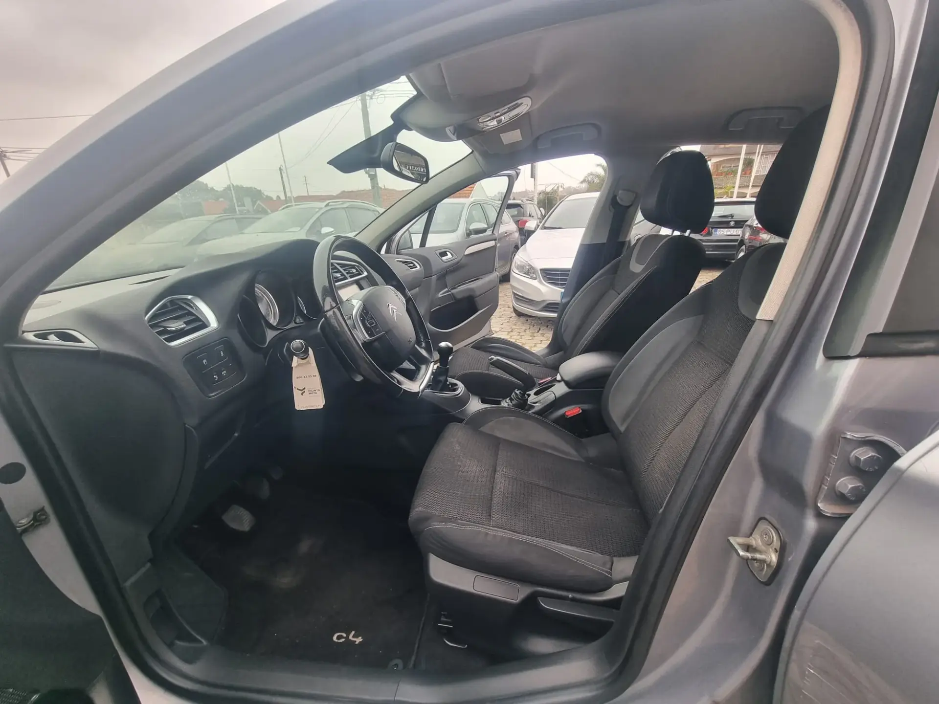 Citroën C4 1.6 BlueHDi Feel 11