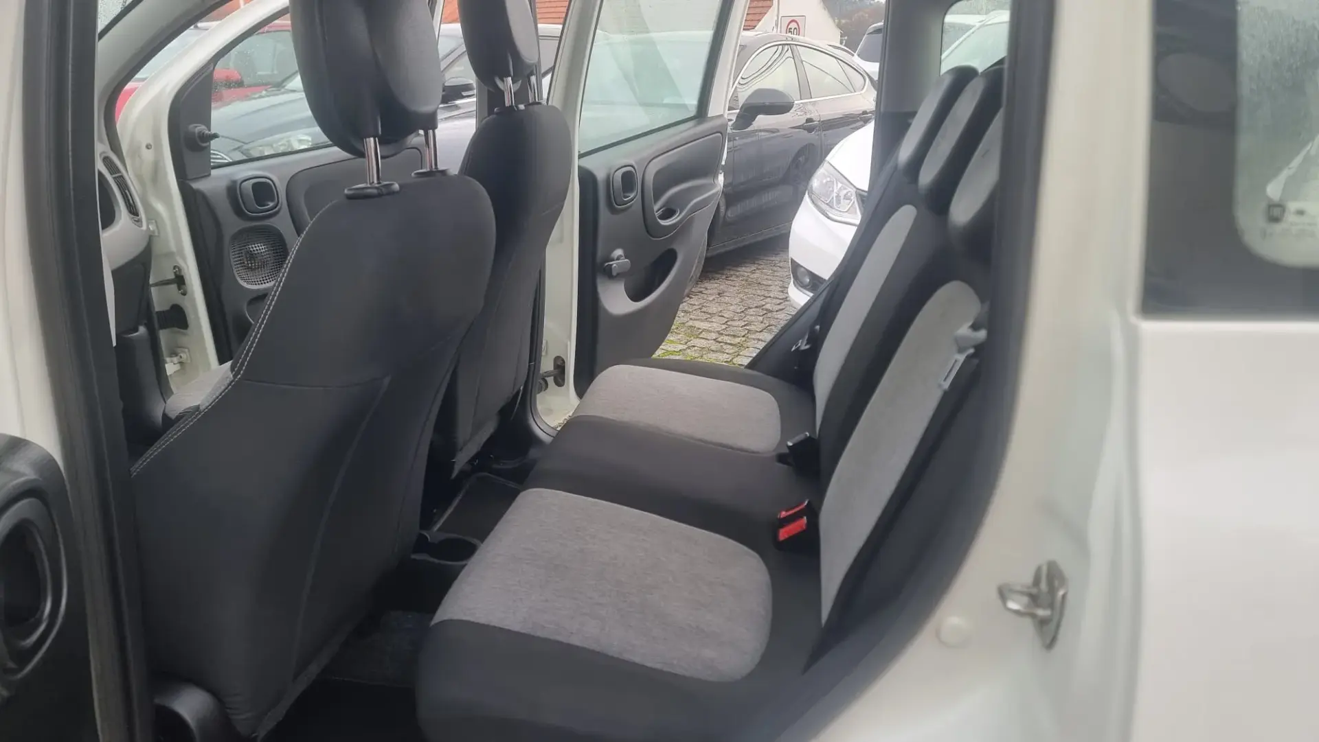 Fiat Panda 1.2 Lounge S&S 13