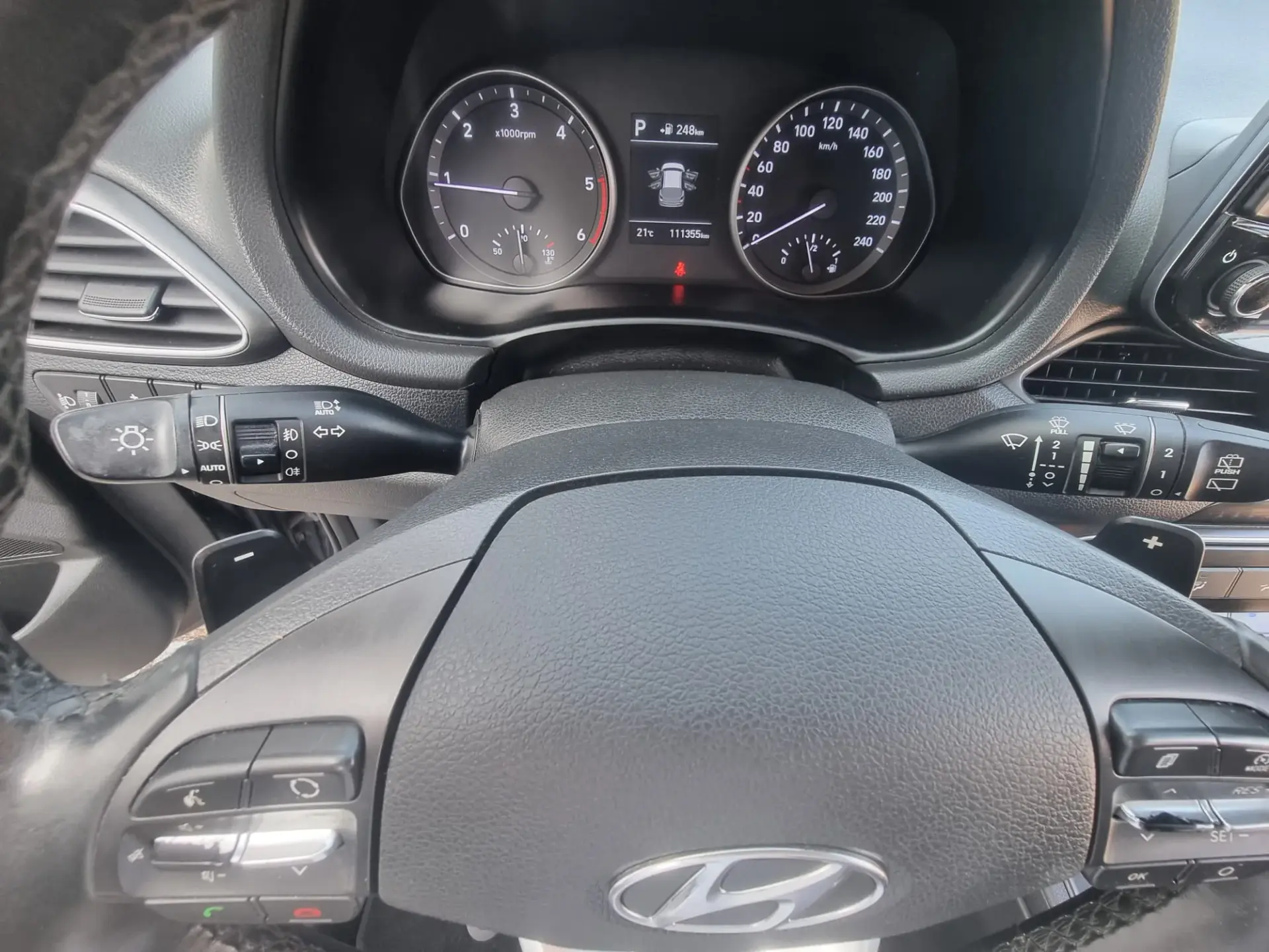 Hyundai i30 SW 1.6 CRDI Launch Edition 11