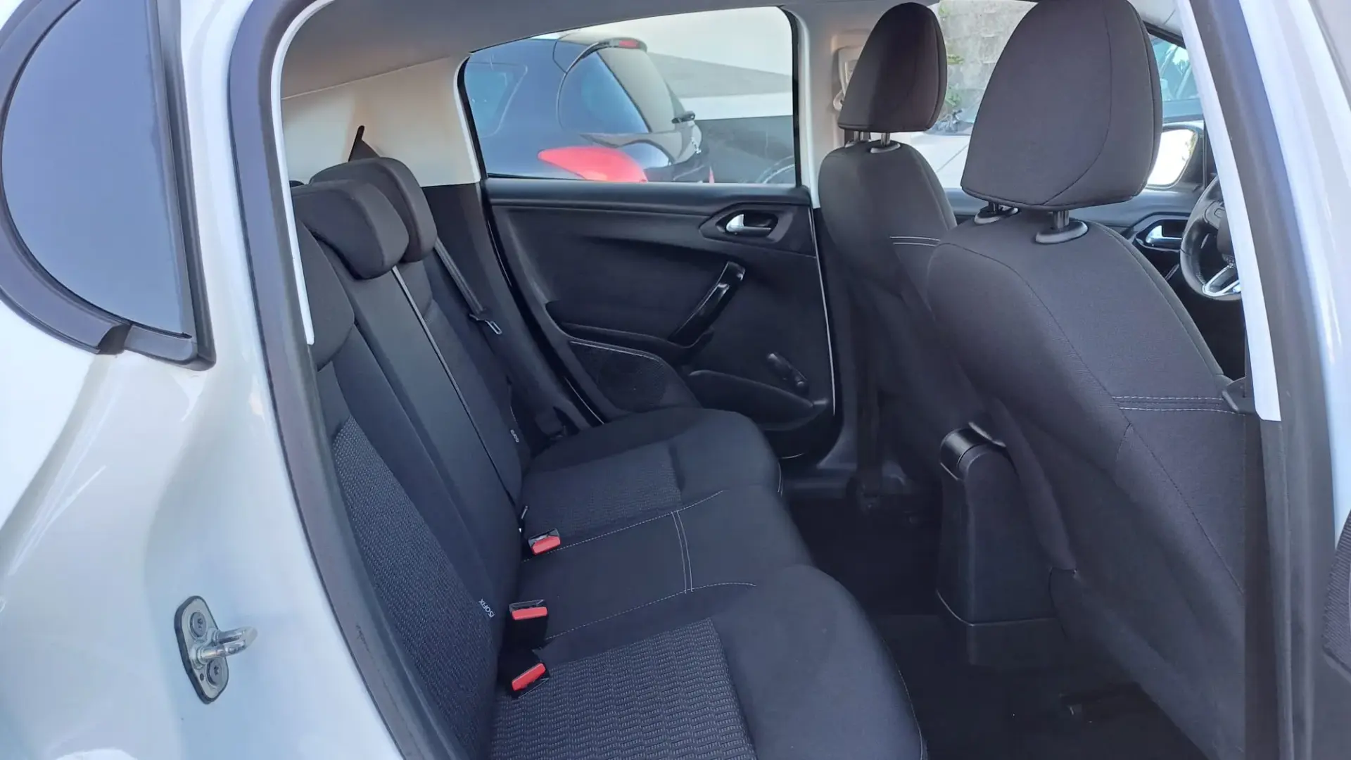 Peugeot 208 1.2 PureTech Active 18