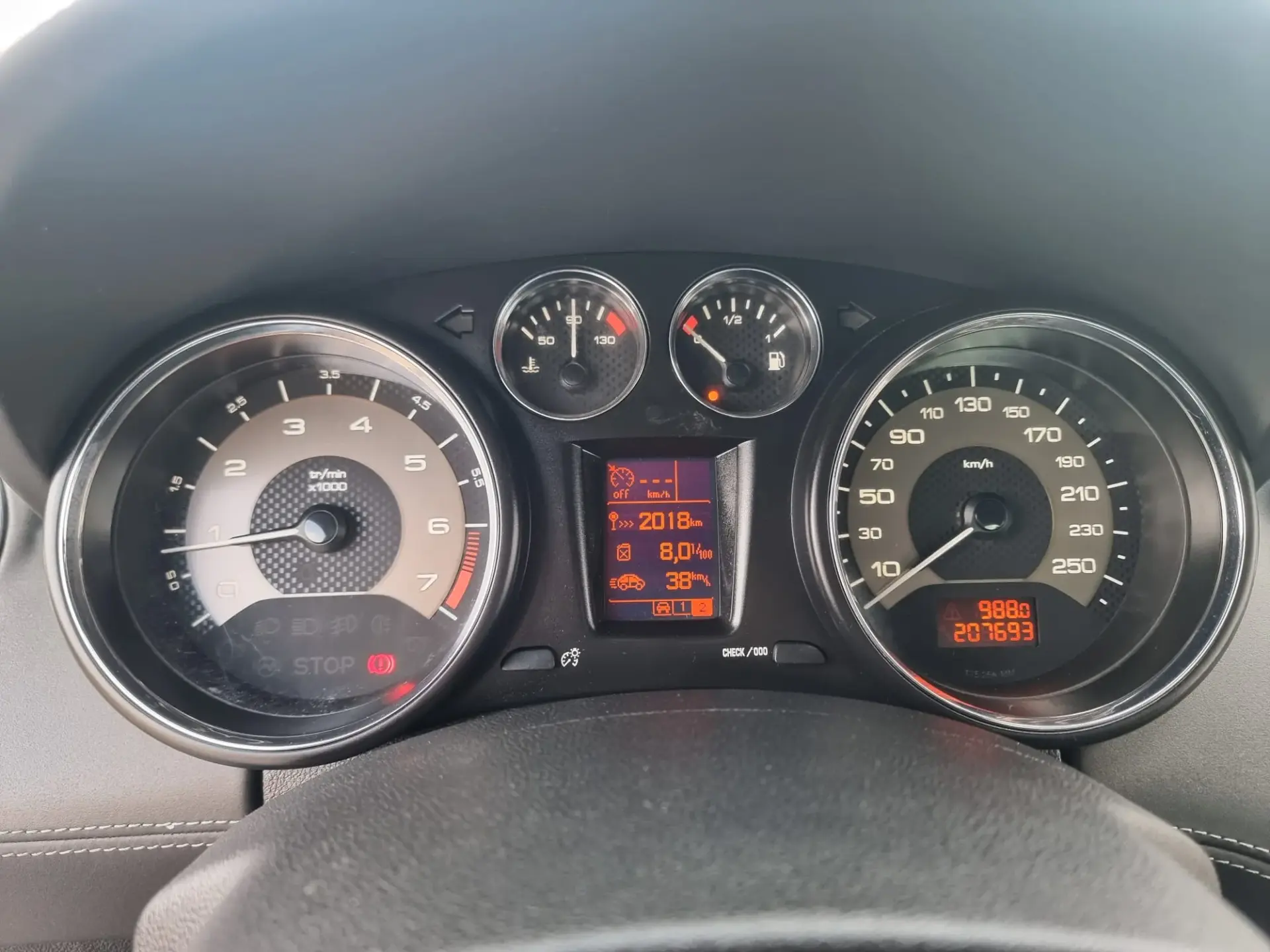 Peugeot RCZ 1.6 THP 11