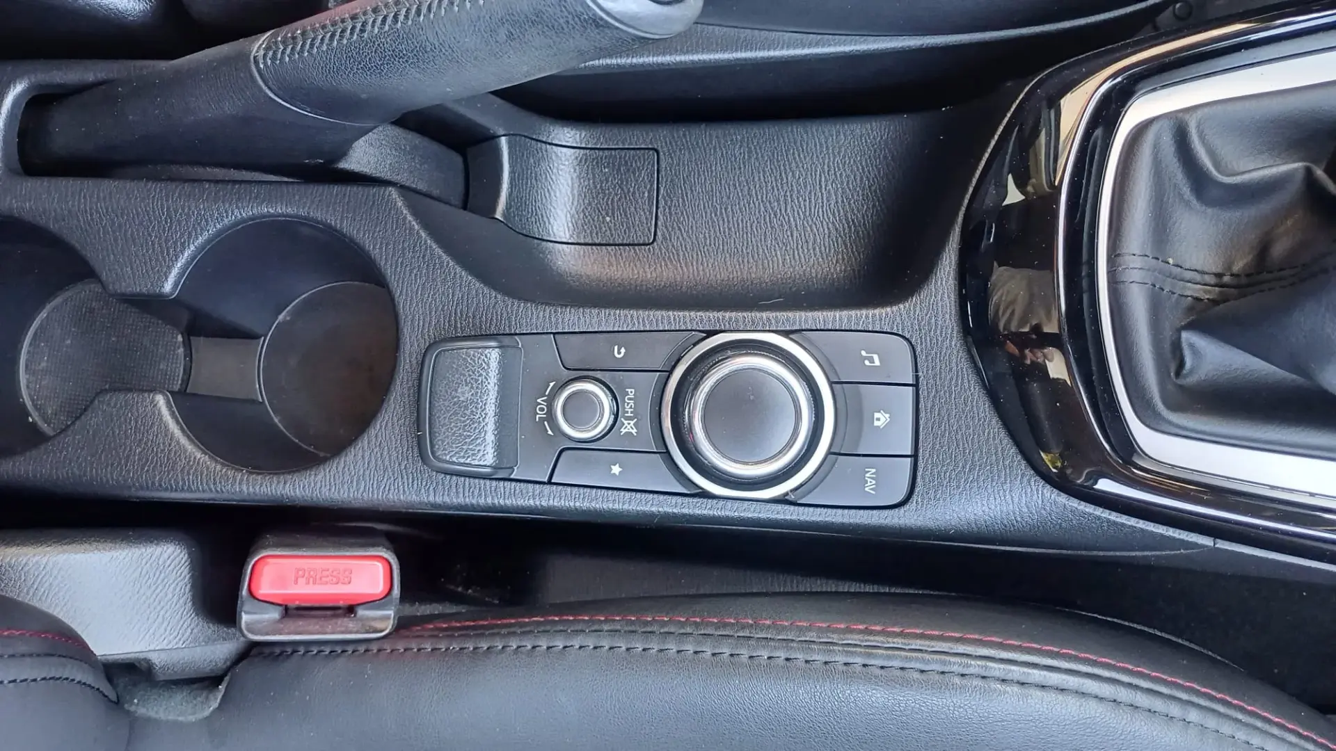 Mazda CX-3 1.5 SKYACTIV-D AWD 21