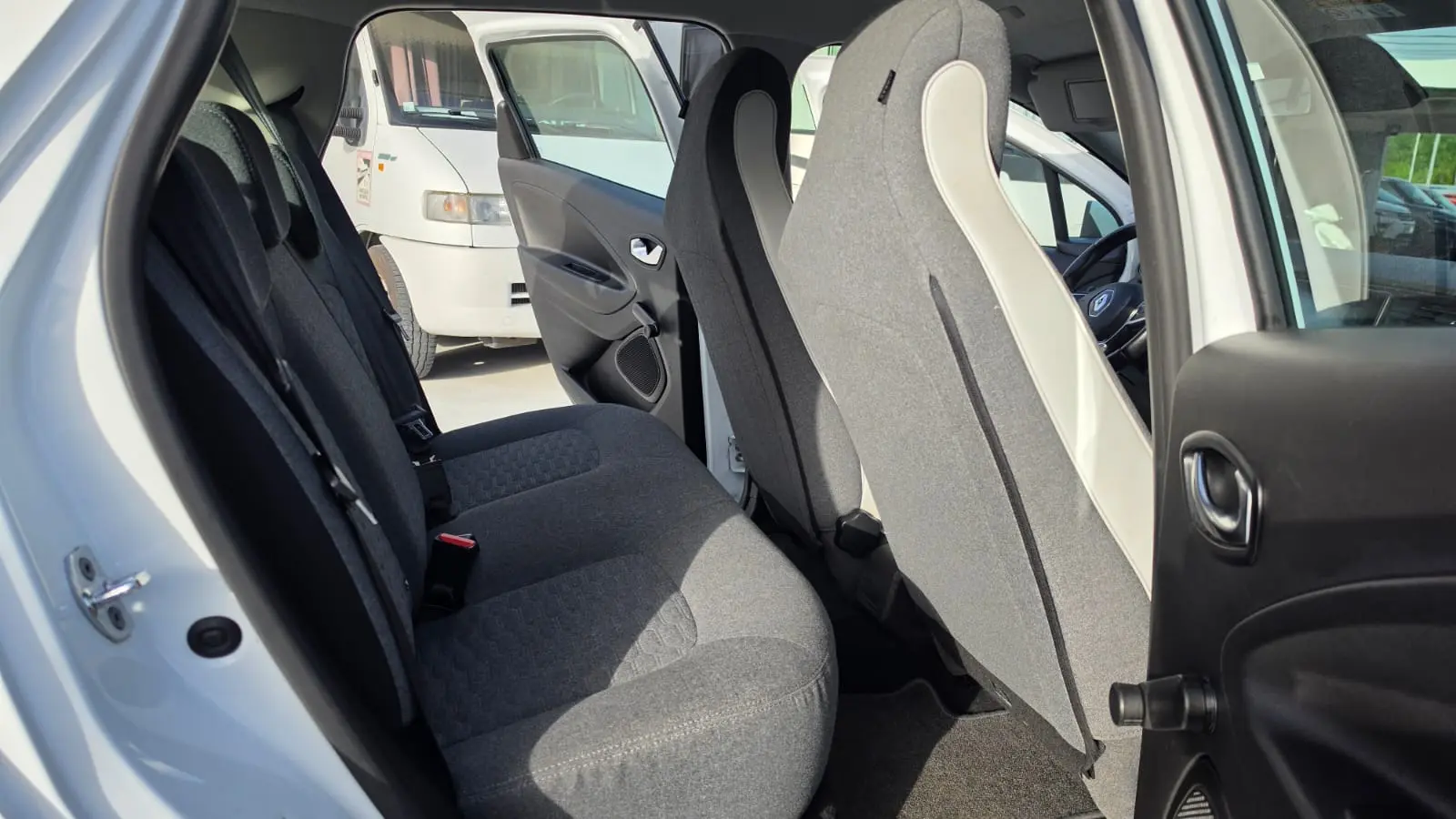 Renault Zoe (c/ Bateria) Intens 50 17