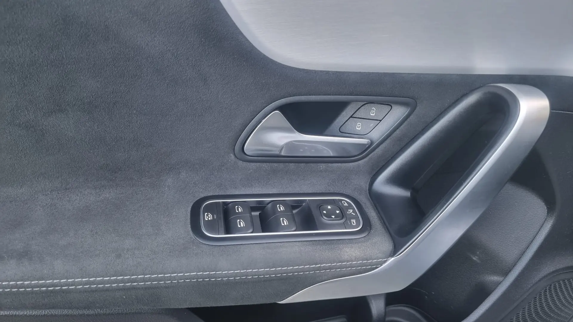 Mercedes-Benz A 180 d AMG Line Aut. 17