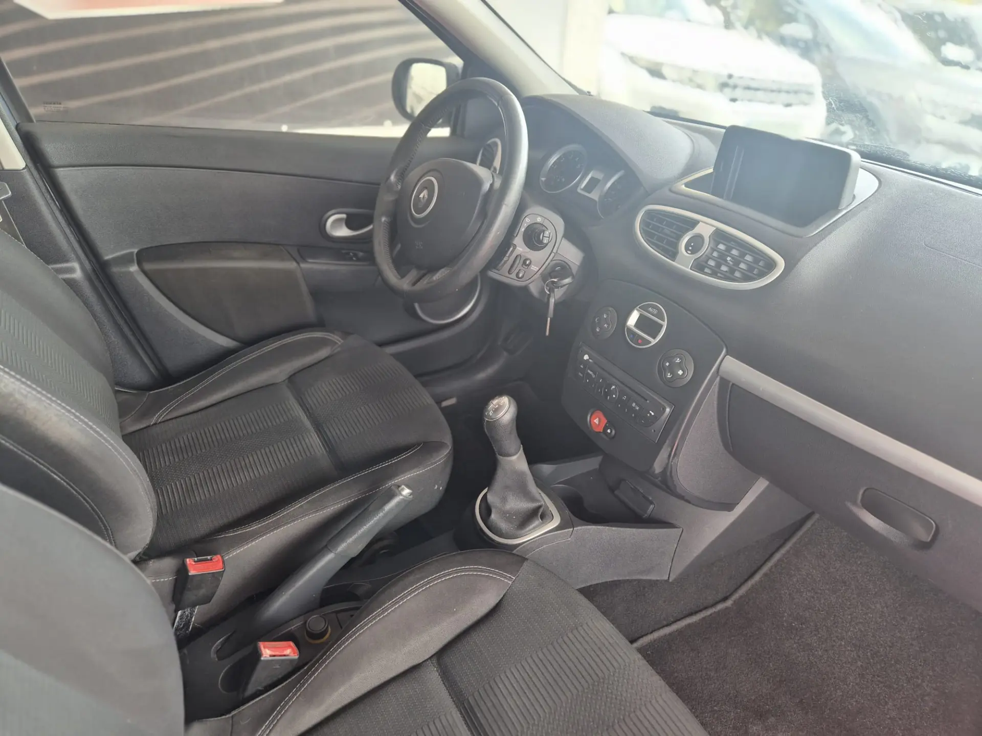 Renault Clio 1.2 TCE Dynamique S 4