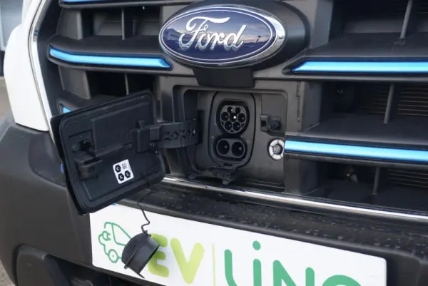 Ford e-Transit L3H2 68kWh Lkw HA Trend 23