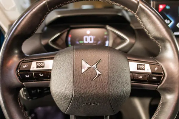 DS DS3 Crossback E-Tense Bastille 19