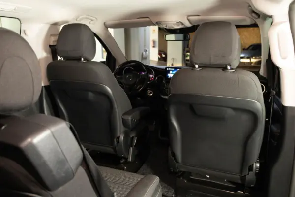 Mercedes-Benz EQV 38