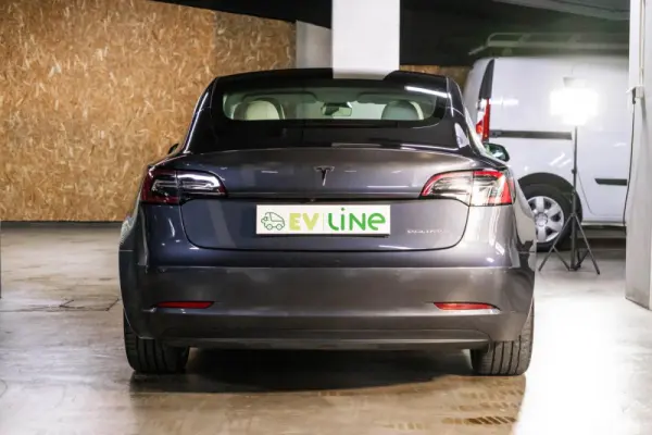 Tesla Model 3 Long Range AWD Dual Motor 6