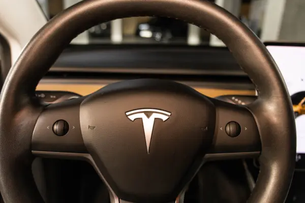 Tesla Model 3 Long-Range Dual Motor AWD 20