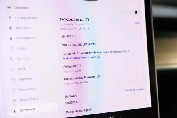 Tesla Model 3 Long-Range Dual Motor AWD 22