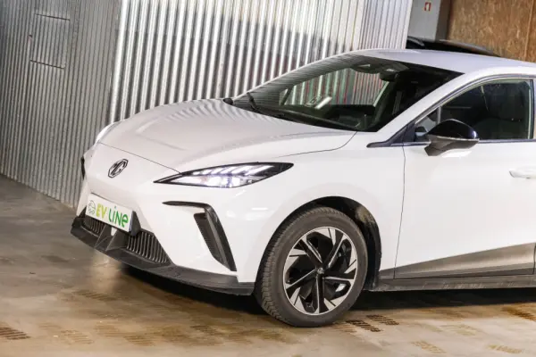 MG MG4 64 kWh Comfort 12