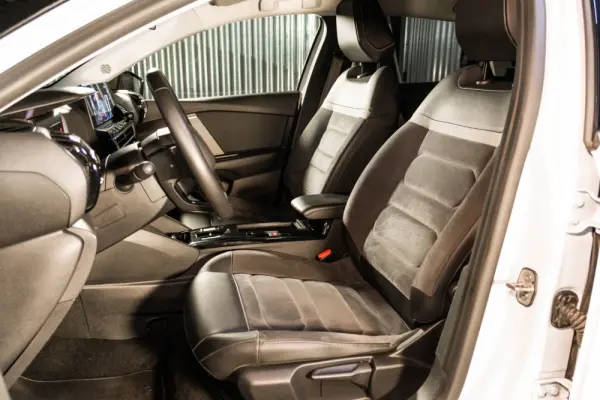 Citroën e-C4 50 kWh E-Series Collection 38