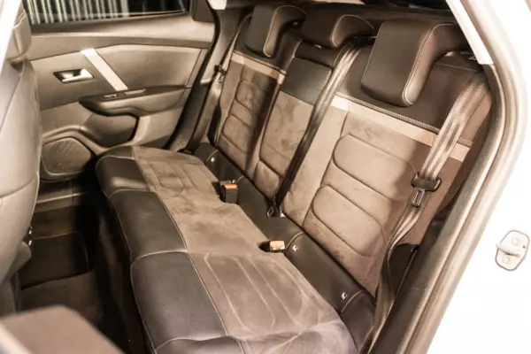 Citroën e-C4 50 kWh E-Series Collection 40