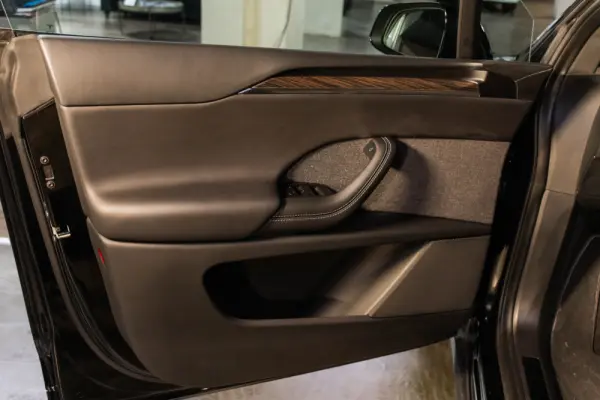 Tesla Model X Long Range AWD 37