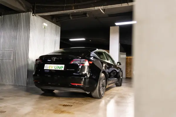 Tesla Model 3 Long Range AWD Dual Motor 9