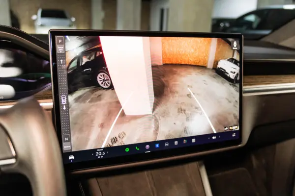 Tesla Model X Long Range AWD 23