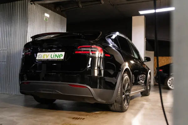 Tesla Model X Long Range AWD 10