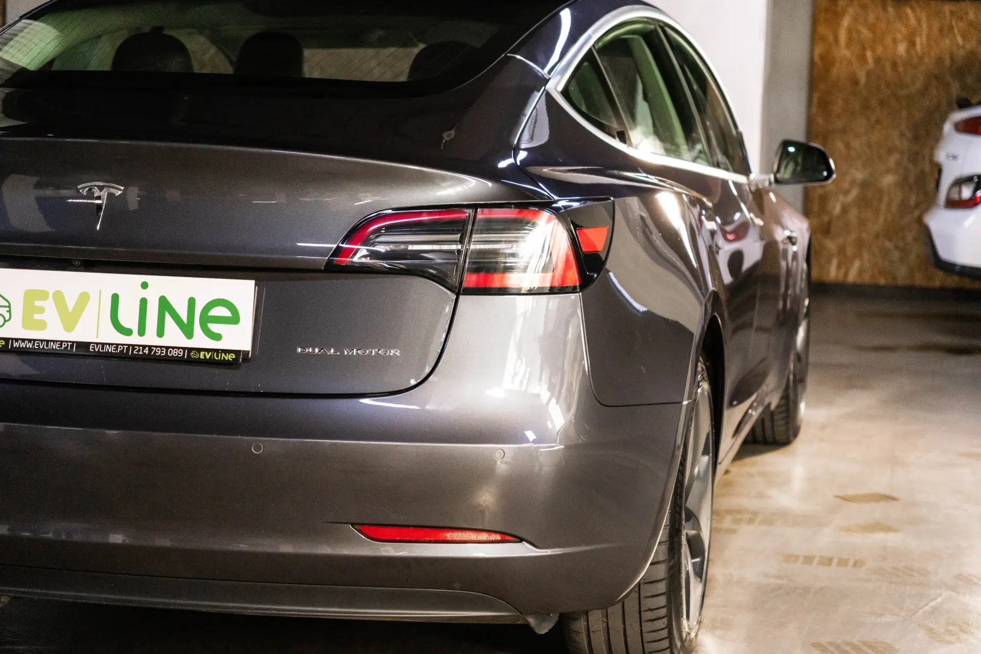 Tesla Model 3 Long-Range Dual Motor AWD 13