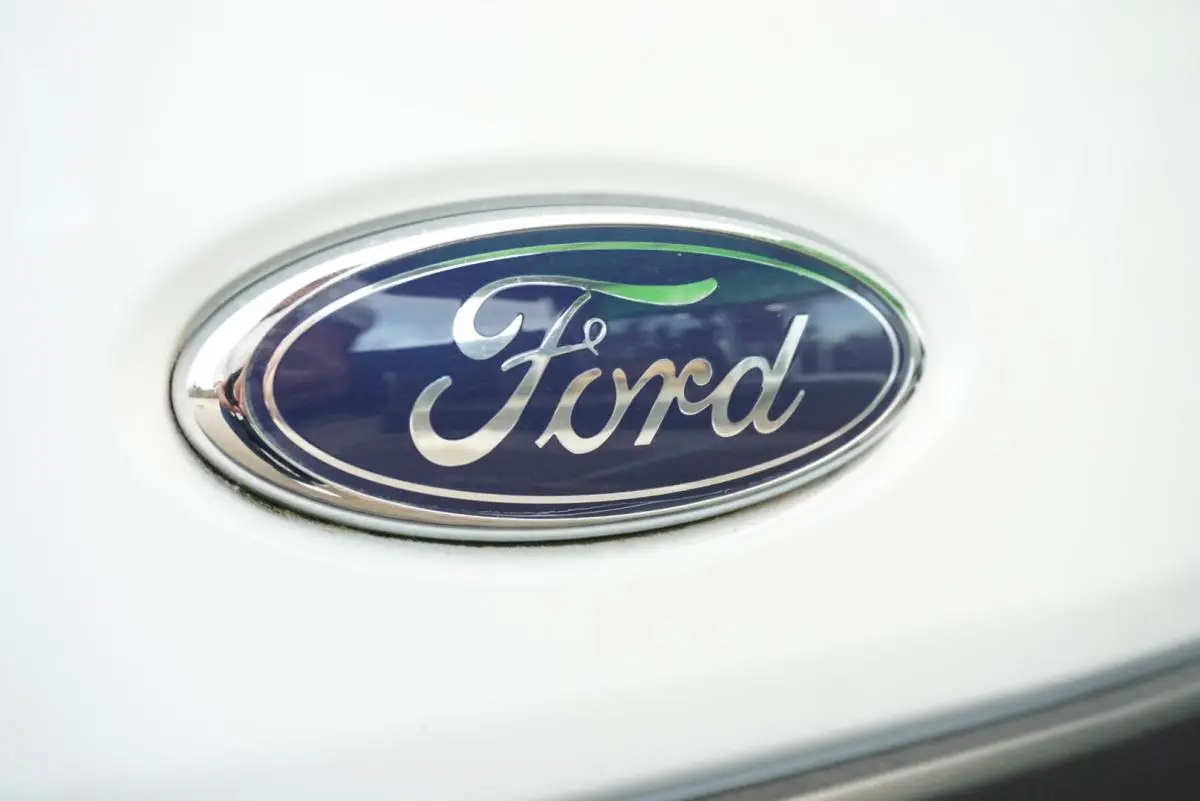 Ford e-Transit L3H2 68kWh Lkw HA Trend 16