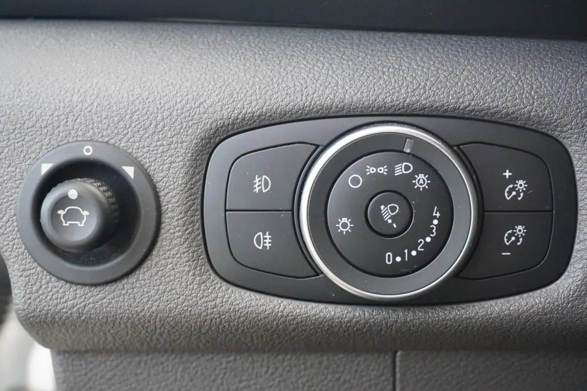 Ford e-Transit L3H2 68kWh Lkw HA Trend 20