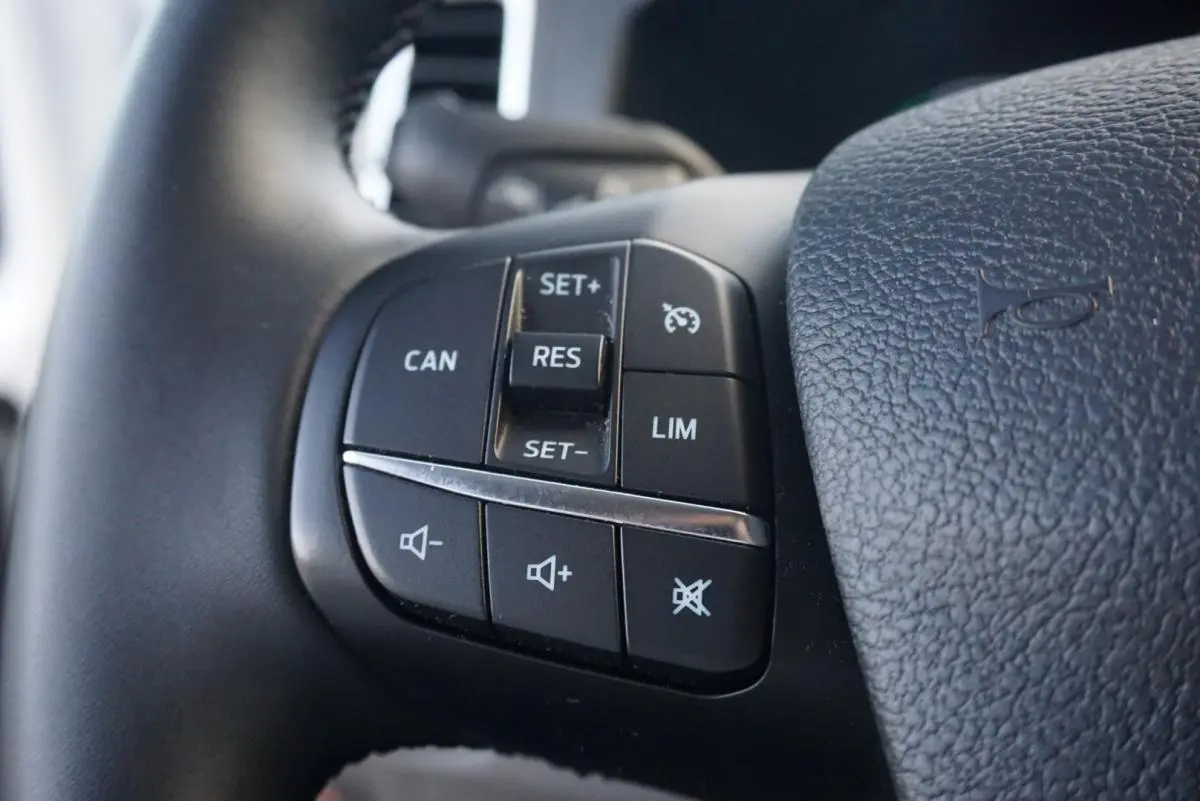 Ford e-Transit L3H2 68kWh Lkw HA Trend 29