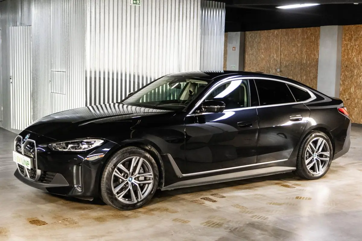 BMW i4 eDrive40 2