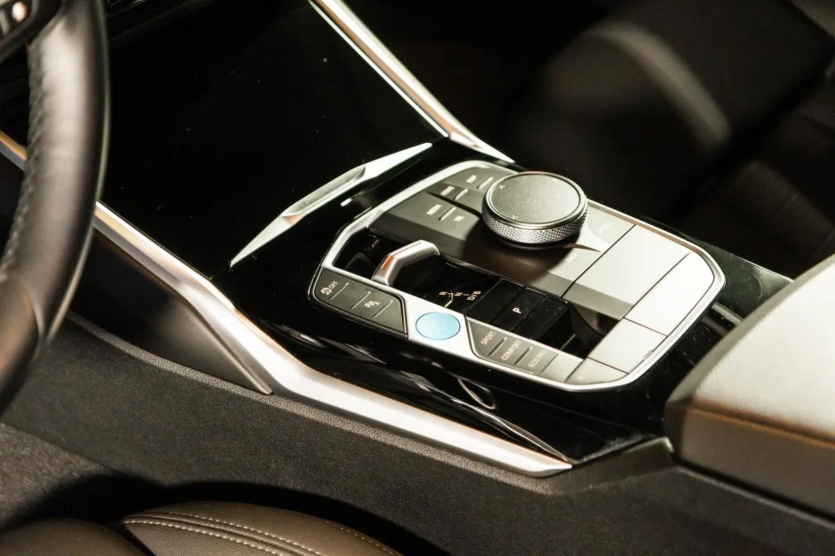 BMW i4 eDrive40 36