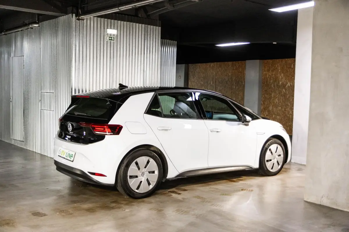 Volkswagen ID.3 Pro 8