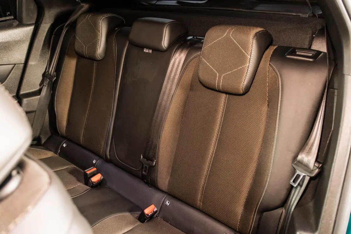 DS DS3 Crossback E-Tense Bastille 36