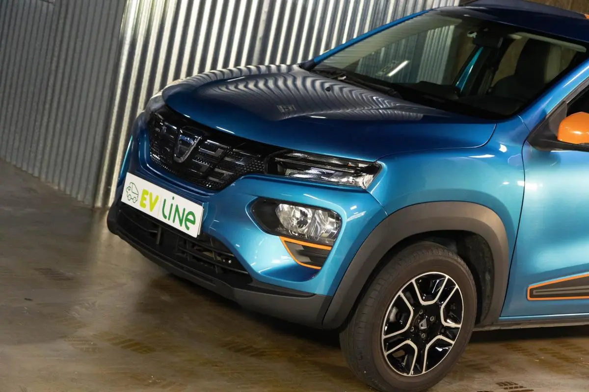 Dacia Spring Comfort 12
