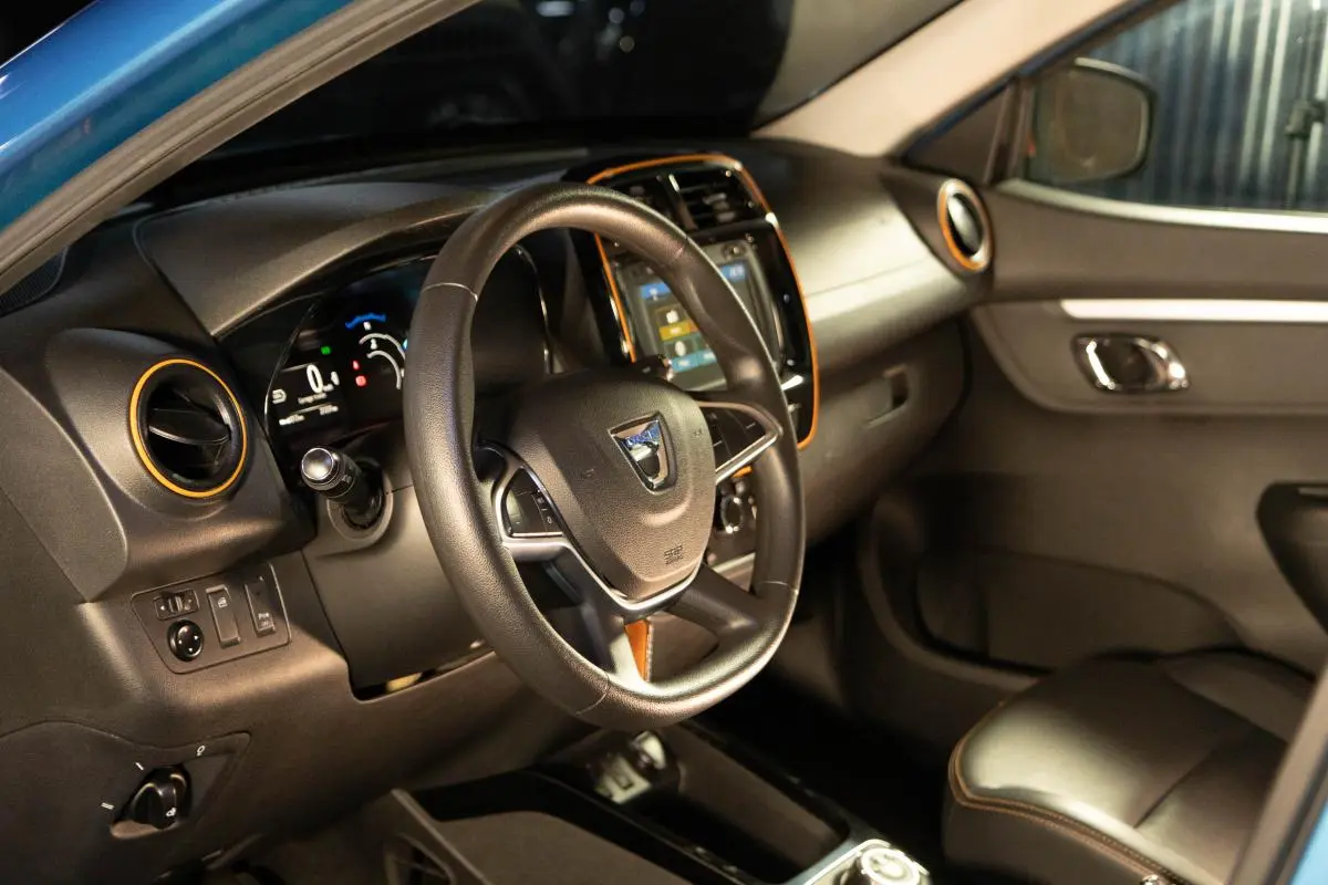 Dacia Spring Comfort 19