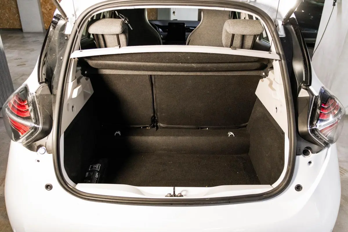 Renault Zoe (c/ Bateria) Intens 50 41