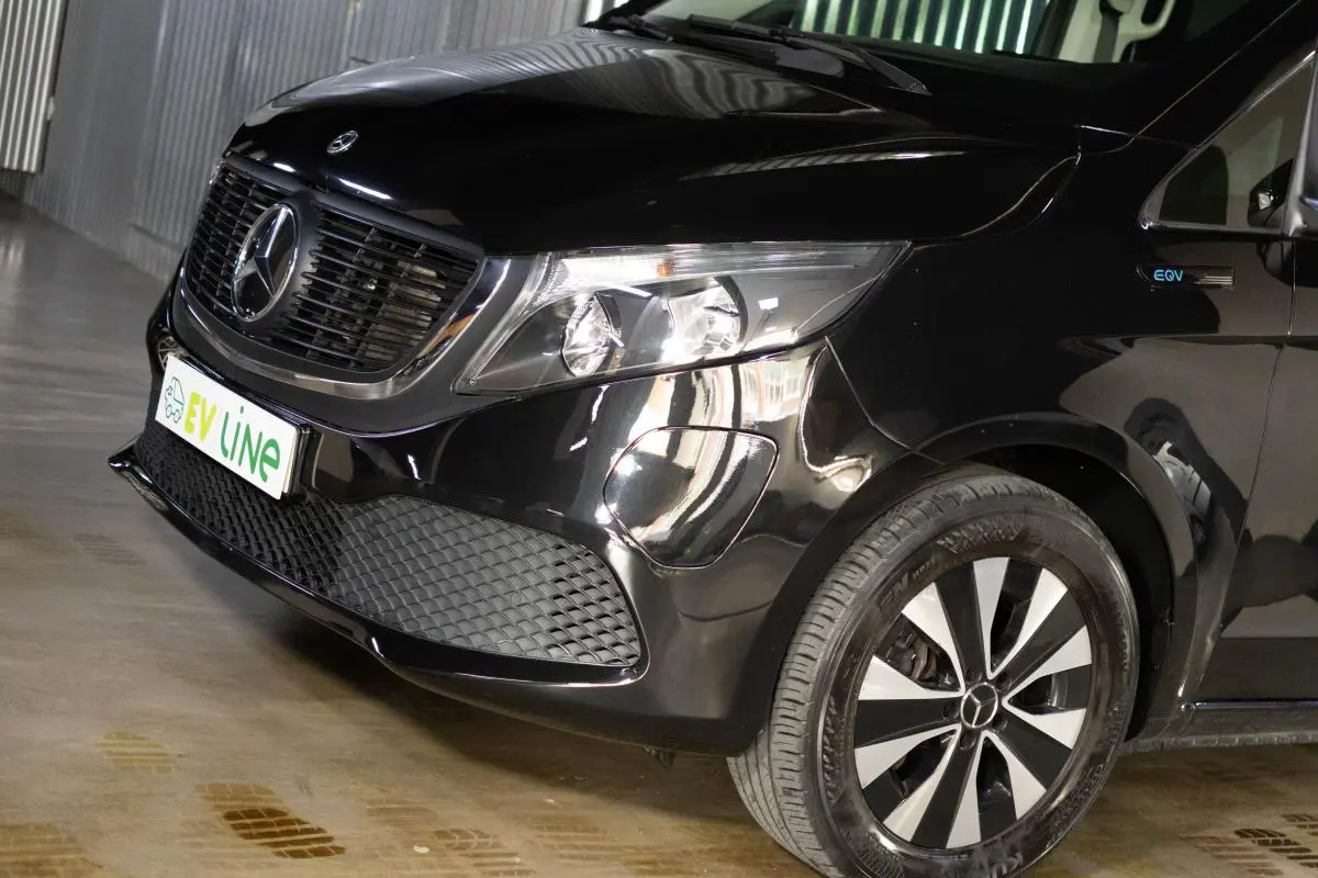 Mercedes-Benz EQV 11