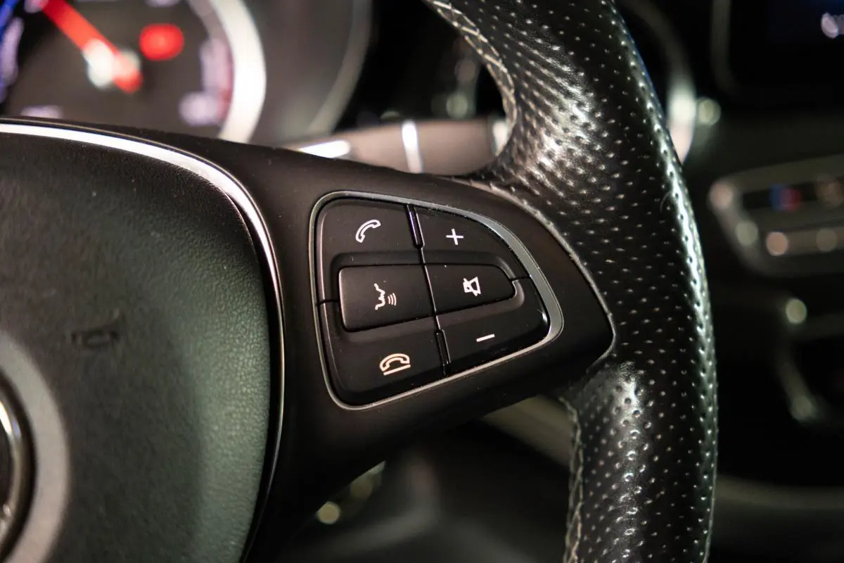 Mercedes-Benz EQV 23