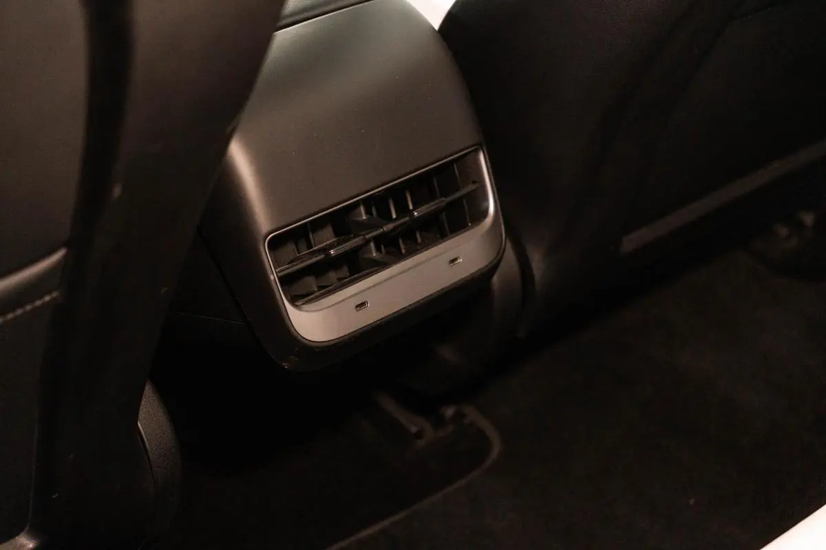 Tesla Model 3 Long Range AWD Dual Motor 33