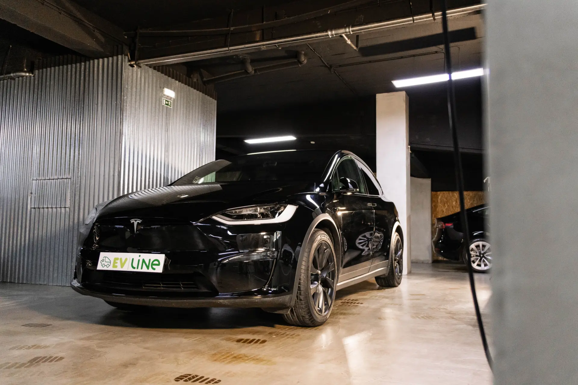 Tesla Model X Long Range AWD 3