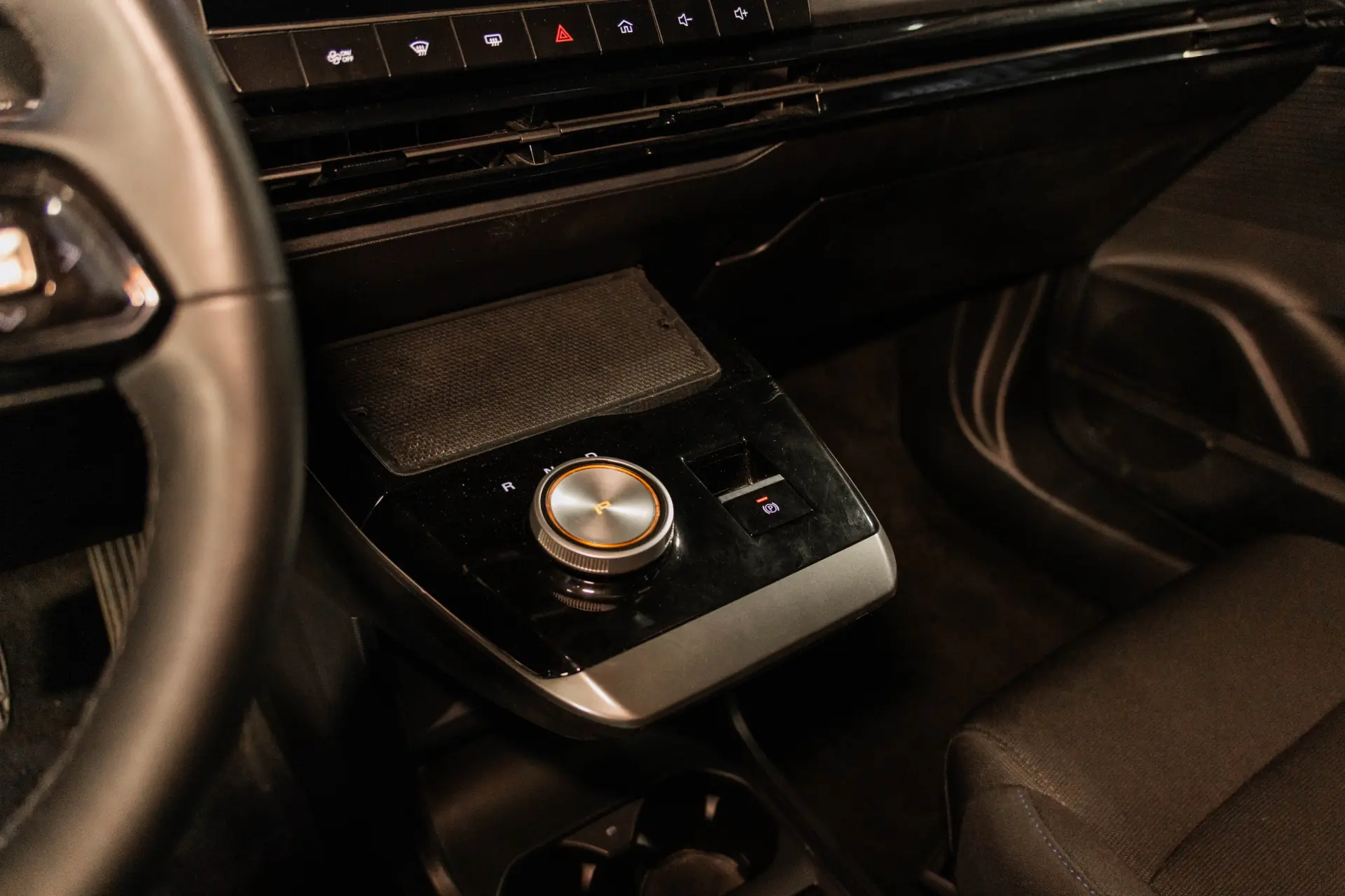 MG MG4 64 kWh Comfort 21